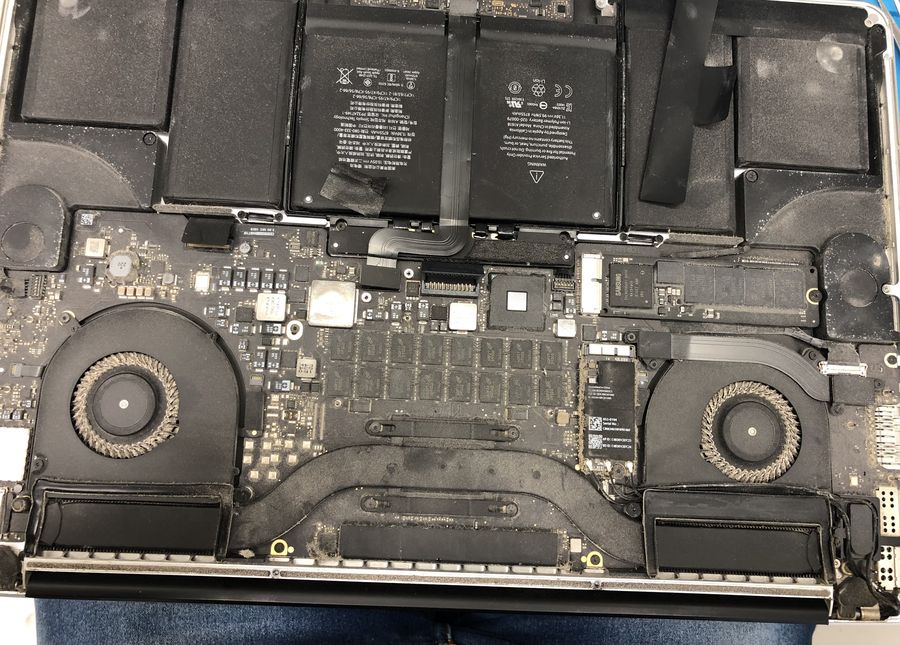 MacBook não liga ou não carrega: o que verificar